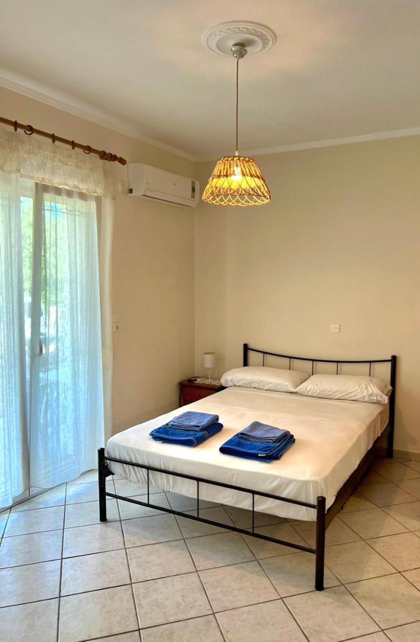 Apartment 1, Komi *